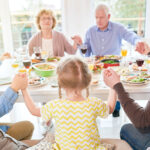 贈与税はいくらからかかる？税率や計算方法について紹介