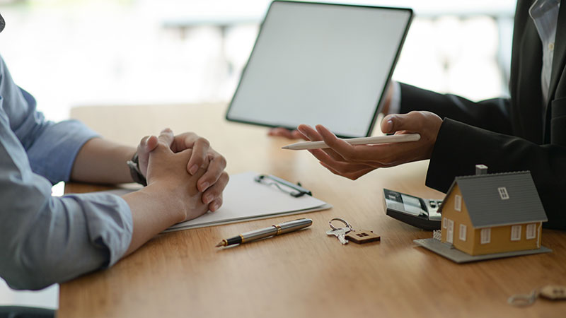 贈与税は税理士の無料相談を活用する！準備するものはある？