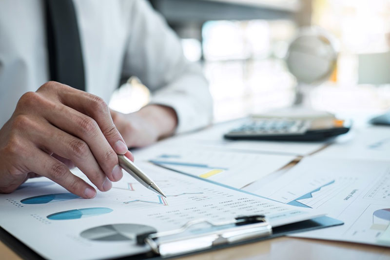 決算書の作成を税理士に依頼するメリット・デメリット