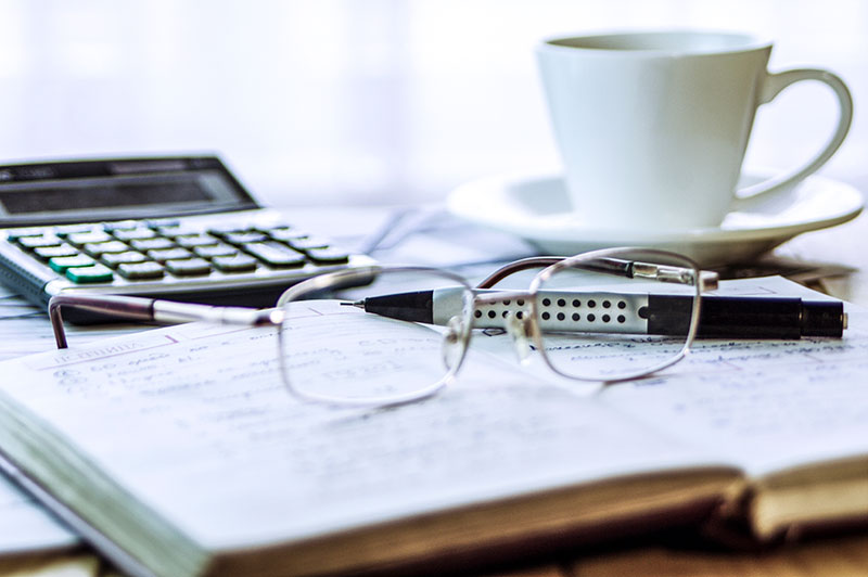 消費税納税義務と相続承継