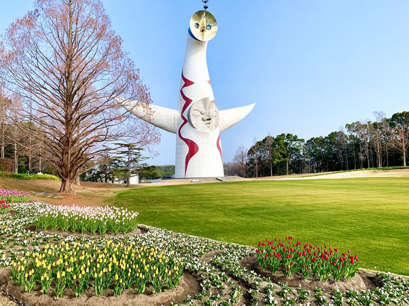 オフィス制服の昔と今