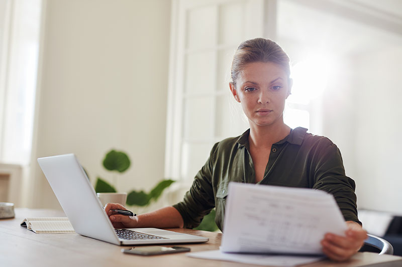 給与？経費精算？在宅勤務に係る費用負担