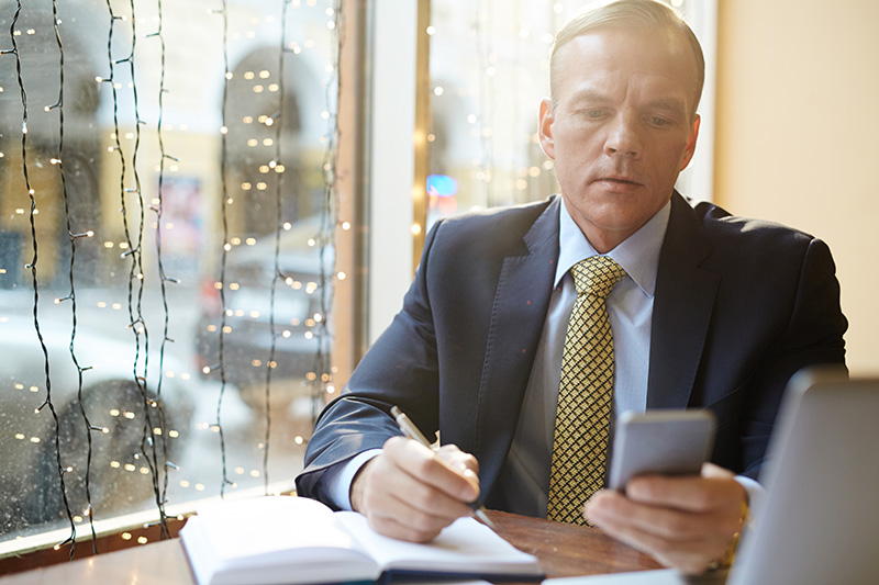 M&Aの専門家に支払う報酬額について解説