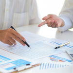 税務調査で相手先企業は調査されるのか？反面調査について徹底解説！