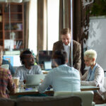 お昼ご飯も会議費？