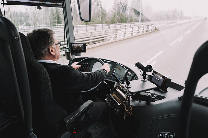 運送事業者の働きやすい職場認証に「二つ星」制度を導入