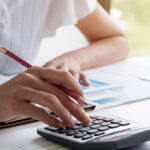 従業員の昇給時期とその後の手続き