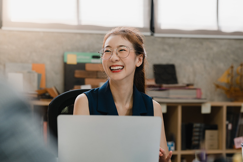 海外転勤=国外転出届で変わる－税金・健康保険・年金