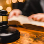 給料の差押えと会社の対応